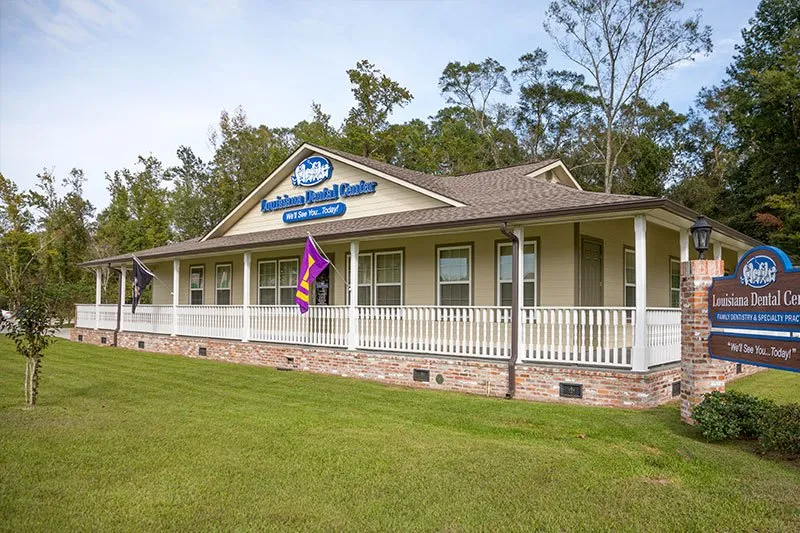 Patient treatment area at Louisiana Dental Center Kenner